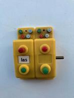 Minitrix schakelaar geel 66594 (2x), Transformator of Voeding, Gelijkstroom, Trix, Ophalen of Verzenden