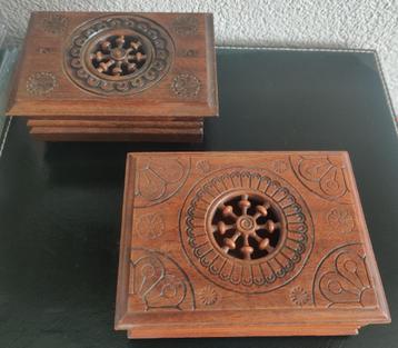 2x Houten bewaardoosje vintage handgemaakt  beschikbaar voor biedingen