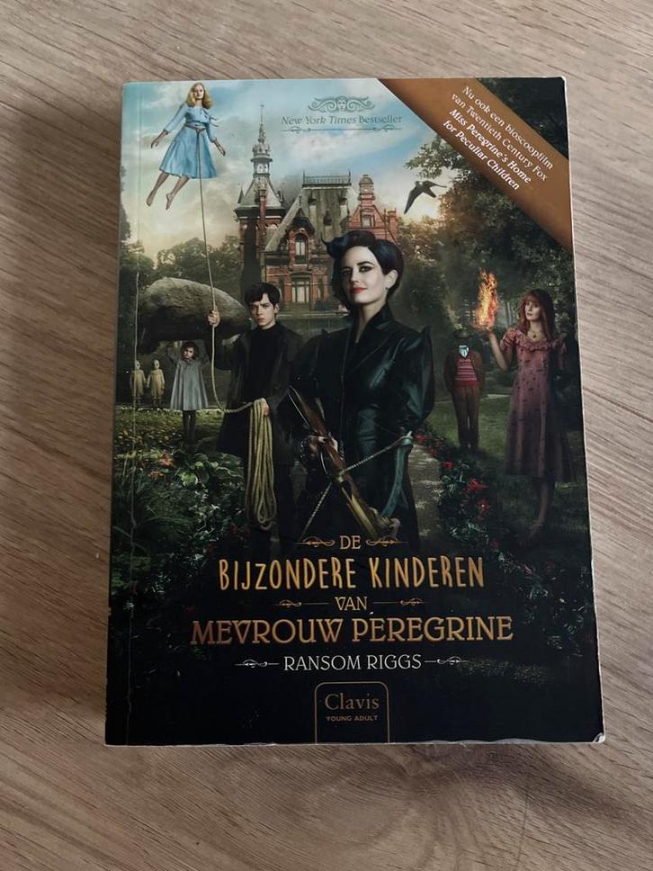 De Bijzondere Kinderen van Mevrouw Peregrine, Boeken, Historische romans, Zo goed als nieuw, Ophalen of Verzenden