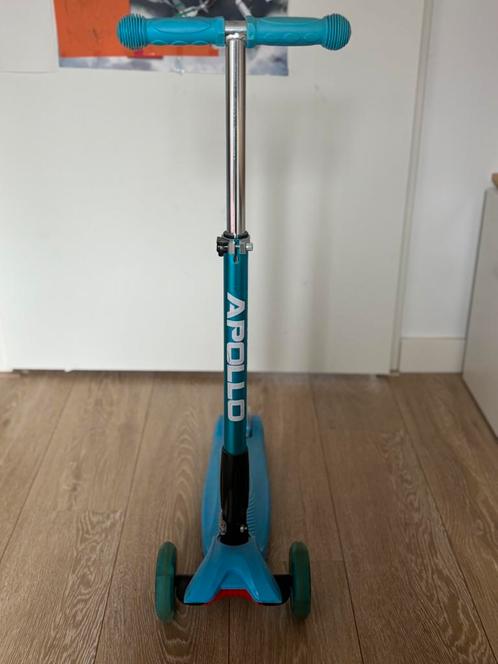 Kids Whiz' LED Scooter voor Kinderen vanaf 5 jaar, Fietsen en Brommers, Steps, Zo goed als nieuw, Gewone step, Ophalen