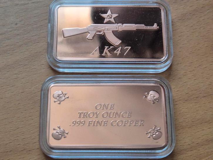 Sovjet-Unie: 1 oz AK 47 Copper Bar. Koperbaar. Puur koper., Postzegels en Munten, Edelmetalen en Baren, Koper, Ophalen of Verzenden