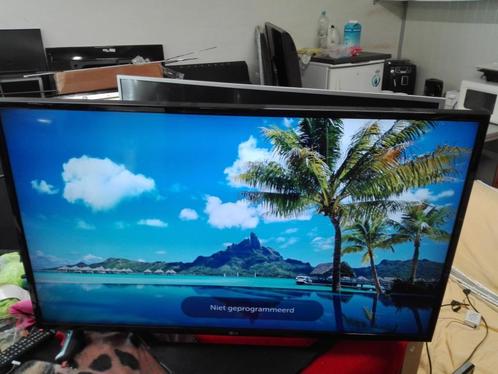 43 inch LG tv 43UH610V 3 maanden garantie, Audio, Tv en Foto, Televisie-accessoires, Zo goed als nieuw, Ophalen of Verzenden