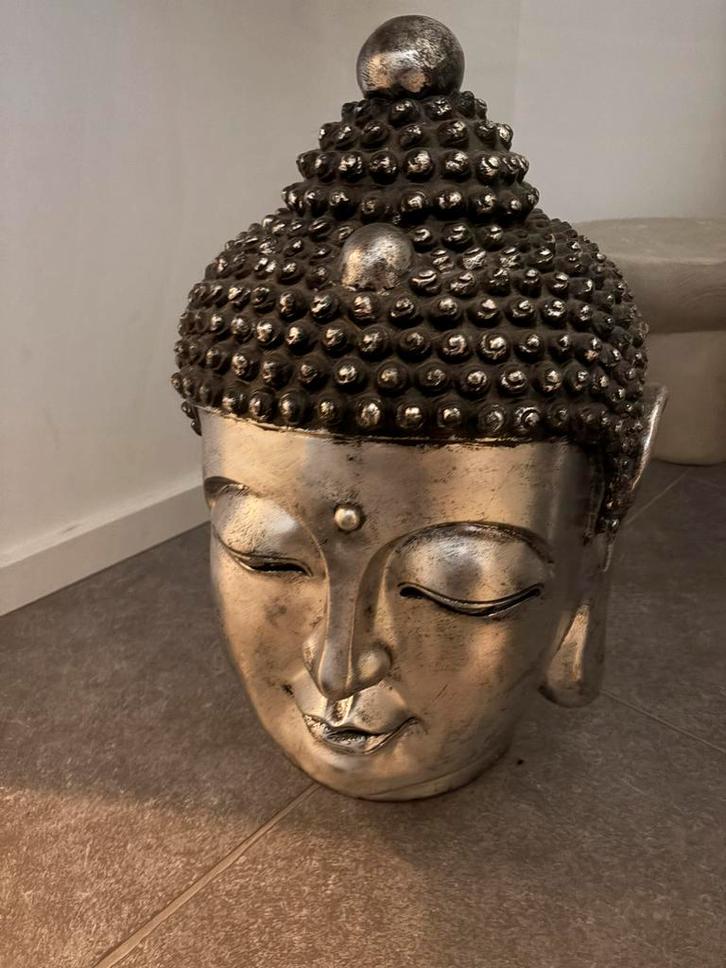 Groot zilverkleurig Boeddha beeld - yoga, Huis en Inrichting, Woonaccessoires | Boeddhabeelden, Nieuw, Ophalen