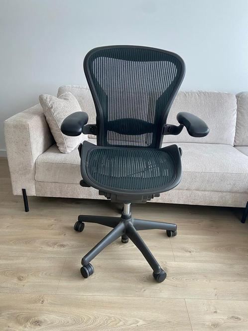 Herman Miller Aeron Graphite bureaustoel/gamestoel, Huis en Inrichting, Bureaustoelen, Zo goed als nieuw, Bureaustoel, Zwart, Ergonomisch
