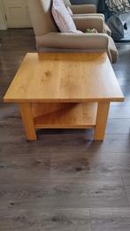 Stevige eiken salontafel of hoektafel 74x74x45 cm (lxbxh), 50 tot 100 cm, Minder dan 50 cm, Gebruikt, Eikenhout