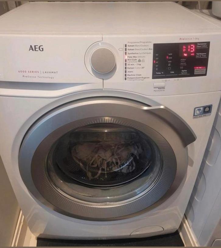AEG 6000 Serie Wasmachine - 5 Jaar Oud, Witgoed en Apparatuur, Wasmachines, Gebruikt, Voorlader, 6 tot 8 kg, 85 tot 90 cm, 1200 tot 1600 toeren