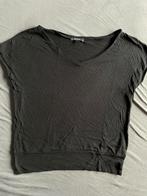 King Louie gebreide top L, Kleding | Dames, T-shirts, Ophalen of Verzenden, Gedragen, Zwart, Korte mouw
