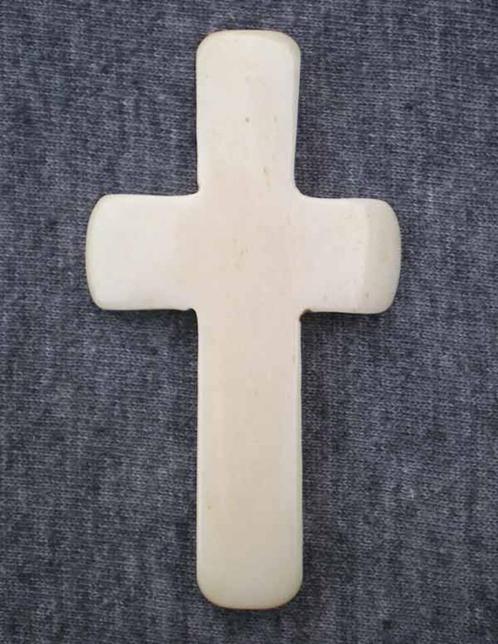 Bone carving : KRUIS uit echt bot gesneden, Sieraden, Tassen en Uiterlijk, Kettinghangers, Nieuw, Overige materialen, Wit, Kruis of Symbool