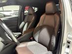 Toyota C-HR 1.8 Hybrid Premium, Euro 6, 4 cilinders, Adaptive Cruise Control, Leder en Stof