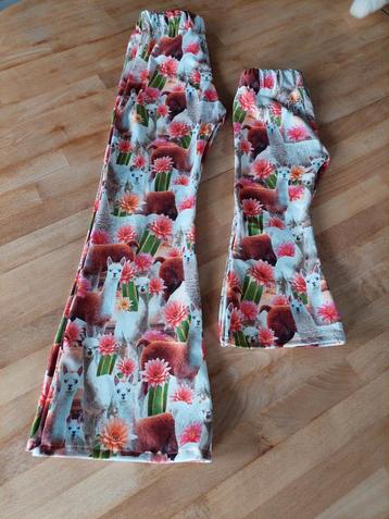 Meisjes flared broek. Leuke alpaca opdruk. Maat 74 t/m 128 beschikbaar voor biedingen