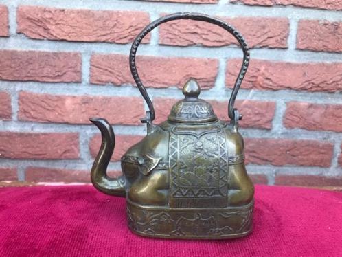 bronzen waterdruppelaar, OLIFANT, China, Antiek en Kunst, Curiosa en Brocante, Ophalen of Verzenden