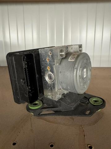 Audi 8Y ABS Pomp 8y0614517d beschikbaar voor biedingen