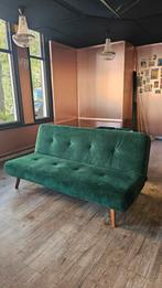Jysk donker groene walnoot fluweel slaapbank. Plat 190 x 110, Ophalen, Zo goed als nieuw, Tweepersoons, Hout