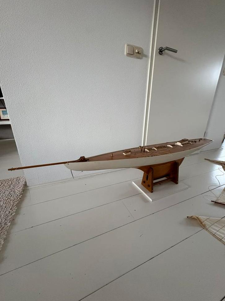 schaalmodel Columbia, J-klasse zeiljacht, Hobby en Vrije tijd, Modelbouw | Boten en Schepen, Gebruikt, Ophalen