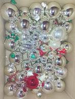 Doos Zilverkleurige ballen en piek glas 45jaar oud, Diversen, Kerst, Ophalen of Verzenden, Zo goed als nieuw