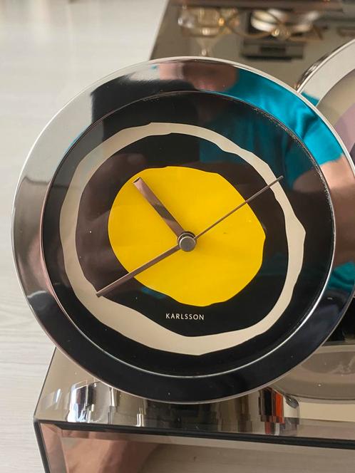 4 X Karlsson retro nu op Catawiki, Huis en Inrichting, Woonaccessoires | Klokken, Zo goed als nieuw, Wandklok, Analoog, Ophalen of Verzenden