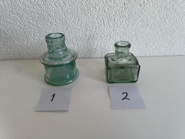 Twee brocante glazen inktpotjes, Antiek en Kunst, Curiosa en Brocante, Ophalen of Verzenden