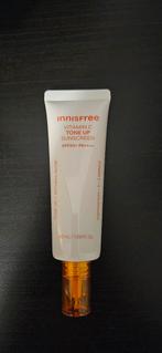 Innisfree Vitamin C Zonbescherming, Verzenden, Nieuw, Overige kleuren, Gehele gezicht