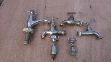 Oude waterkranen beschikbaar voor biedingen