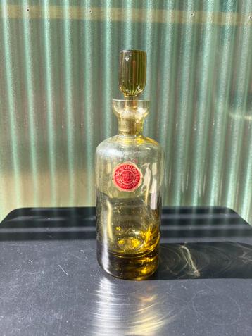 Antieke Karaf olijfgroen kristalglas Vallerysthal 400ml beschikbaar voor biedingen