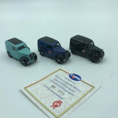 Corgi Giftset D23/1 Limited Edition Fordson 5CWT. Van's, Hobby en Vrije tijd, Modelauto's | 1:43, Zo goed als nieuw, Auto, Corgi