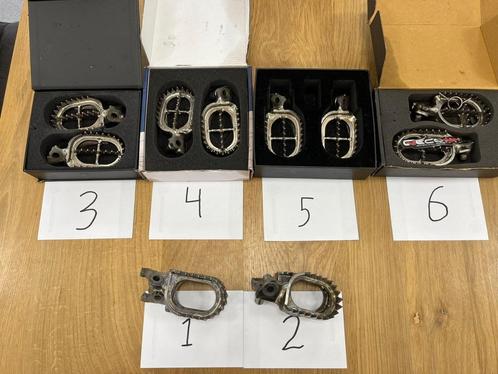 Titanium voetsteunen Yamaha YZ YZF Fantic XX XXF, Motoren, Onderdelen | Yamaha, Gebruikt, Ophalen of Verzenden