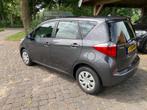 Toyota Verso-S 1.3 VVT-i Dynamic, Auto's, Toyota, Euro 5, Stof, Gebruikt, 4 cilinders
