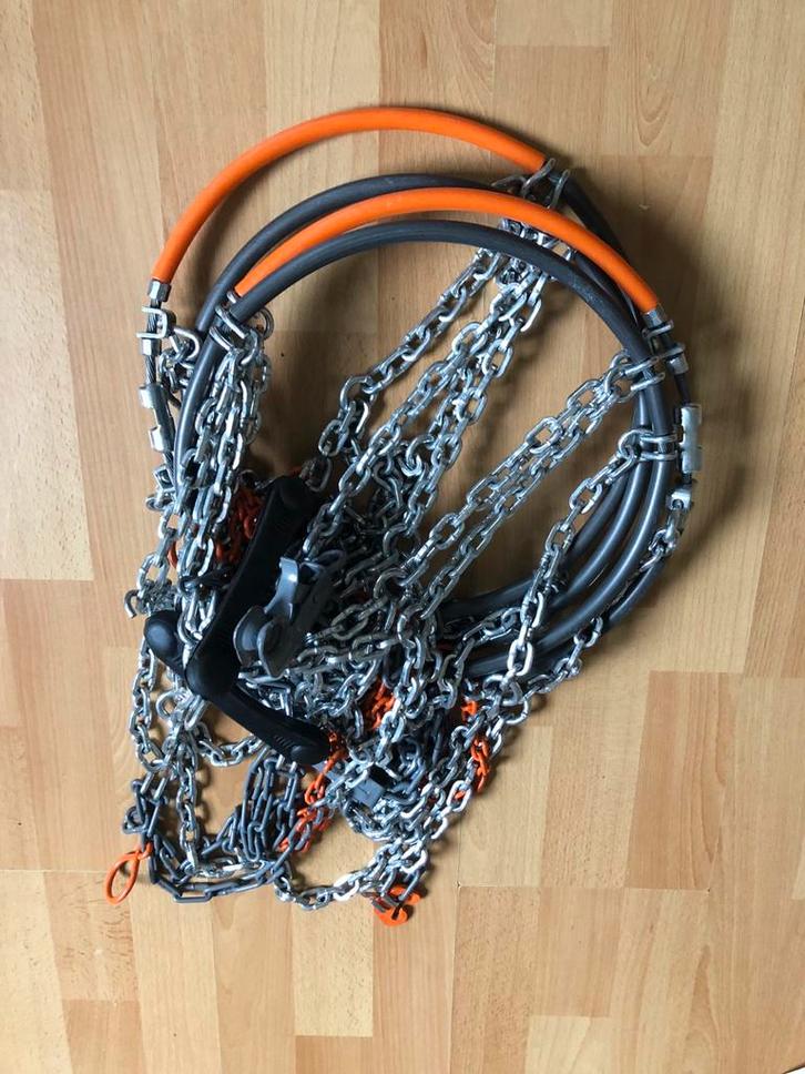 RUD compact Grip V Sneeuwkettingen, Auto diversen, Sneeuwkettingen, Zo goed als nieuw, Ophalen of Verzenden