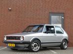 Volkswagen Golf 1.8 GTI (bj 1982), Auto's, Oldtimers, Voorwielaandrijving, Stof, Zwart, Volkswagen