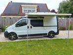 Opel vivaro camper, 2 slaapplaatsen, trekhaak, zonnenpaneel, Caravans en Kamperen, Campers, Overige merken, Buscamper of Camperbus