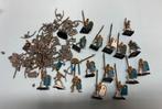 Plastic skeleton warriors en bits Warhammer tomb kings, Hobby en Vrije tijd, Wargaming, Verzenden, Zo goed als nieuw, Warhammer