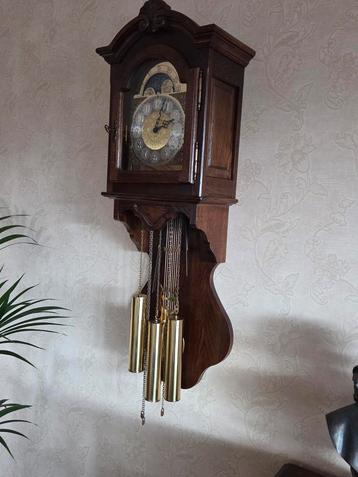 Wandklok  beschikbaar voor biedingen