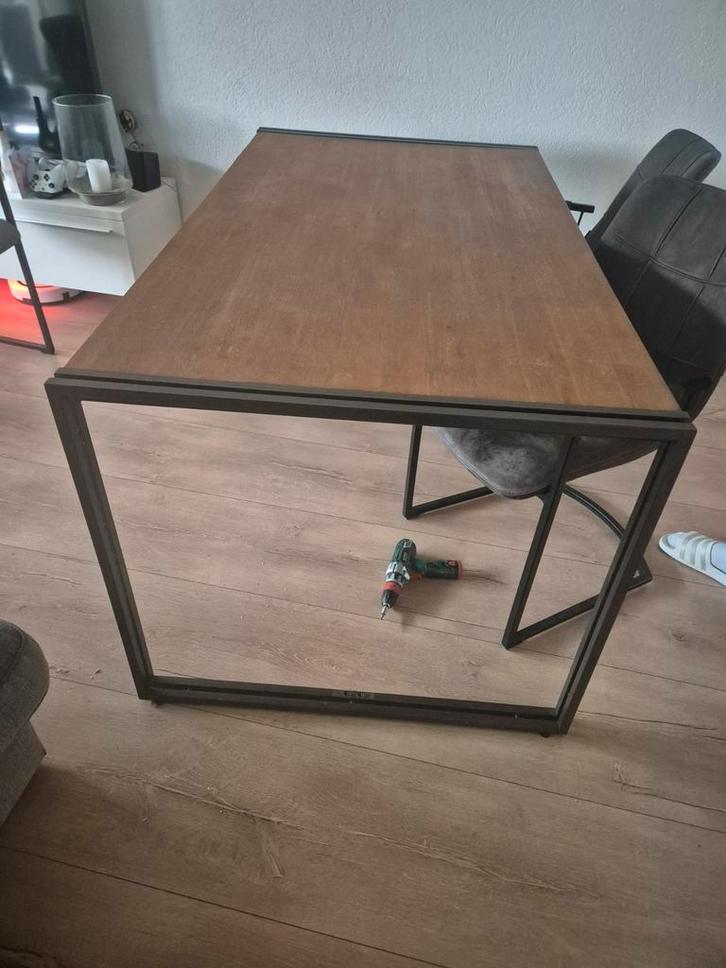 eettafel industrieel, Huis en Inrichting, Tafels | Eettafels, Zo goed als nieuw, 50 tot 100 cm, 200 cm of meer, Vijf personen of meer