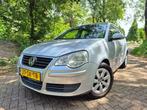 Volkswagen Polo 1.2 Cross 2006 NL AUTO/AIRCO/BLUETOOTH!!, Auto's, Volkswagen, Voorwielaandrijving, Stof, 64 pk, Zwart