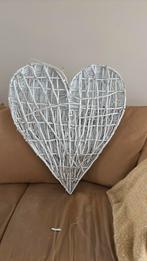 Groot hart van wilgen, Ophalen of Verzenden, Zo goed als nieuw