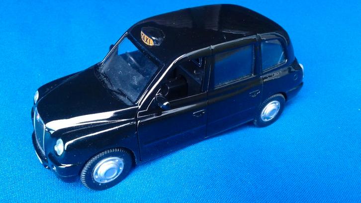 LTI TX4 London Cab Taxi ( Geely / Volvo) schaal 1:40, Hobby en Vrije tijd, Modelauto's | 1:43, Zo goed als nieuw, Auto, Overige merken