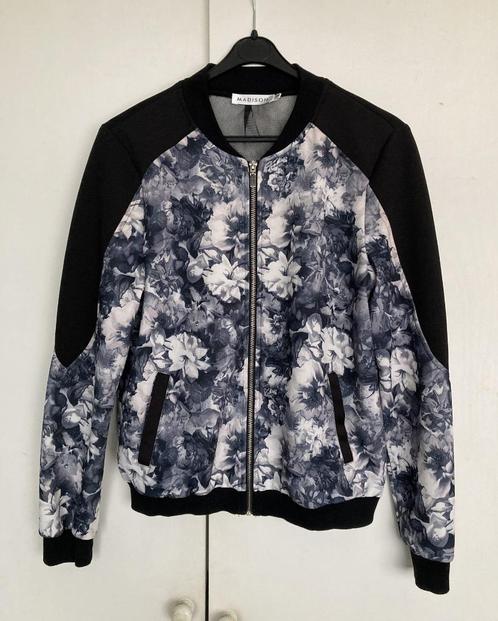 Maat: M / Jasje - jack / model sportjack, Kleding | Dames, Jassen | Zomer, Gedragen, Maat 38/40 (M), Overige kleuren, Ophalen of Verzenden