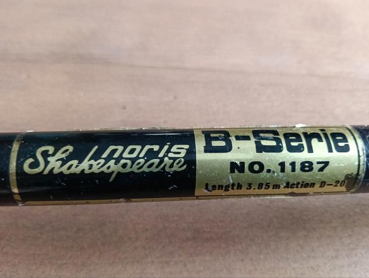Shakespeare Noris B-Serie Werphengel - Vintage, Watersport en Boten, Hengelsport | Karpervissen, Gebruikt, Werphengel, Ophalen of Verzenden