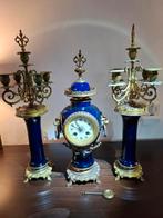 Thieble tafelklok met 2 kandelaars., Antiek en Kunst, Antiek | Klokken, Ophalen of Verzenden