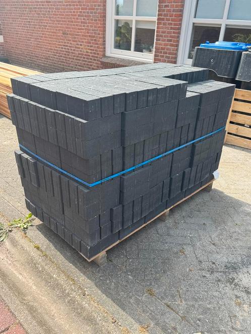 Straatstenen Kielstra dikformaat strak 8x21x7cm. 8m2, Tuin en Terras, Tegels en Klinkers, Nieuw, Klinkers, Beton, 5 tot 10 m²