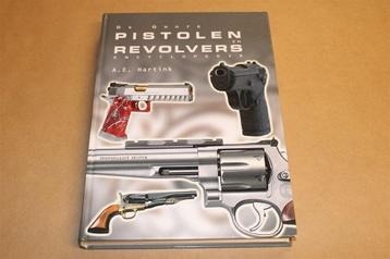 Pistolen & Revolvers — Encyclopedie per Wapenfabriek beschikbaar voor biedingen
