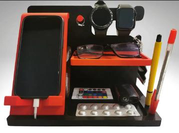 Custom Organizers met eigen naam of kleur naar keuze beschikbaar voor biedingen