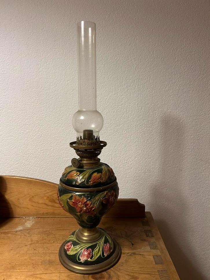 Staande petroleumlamp met katoen, Antiek en Kunst, Antiek | Lampen, Ophalen of Verzenden