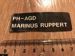 Org identificatie plaat KLM Vliegtuig PH-AGD Marinus Ruppert, Verzamelen, Ophalen of Verzenden, Zo goed als nieuw, Kaart, Foto of Prent