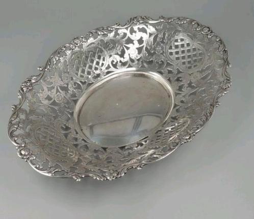 Zilveren broodmand, Antiek en Kunst, Antiek | Goud en Zilver, Zilver, Ophalen of Verzenden