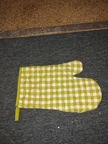 Groene Ovenwant met Ruitjes beschikbaar voor biedingen