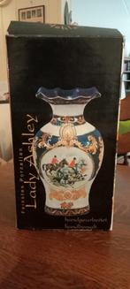 Handgemaakte vaas lady ashley, Antiek en Kunst, Ophalen