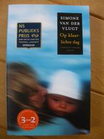 SIMONE VAN DER VLUGT - Op klaarlichte dag, Ophalen of Verzenden, Zo goed als nieuw, Simone van der Vlugt