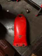 Honda mt5 tank lekt niet en deukvrij !! Geen roest Met dop, Motoren, Ophalen of Verzenden