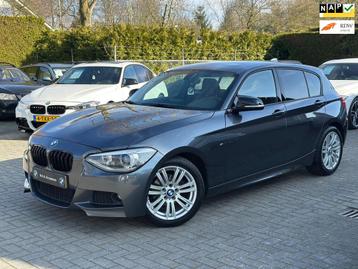 BMW 1-serie 116i Executive M Sport|Ketting verv.|Groot Navi| beschikbaar voor biedingen
